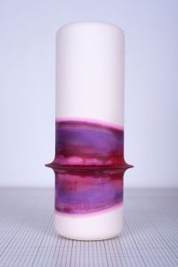 Vase en faïence avec dégradé de couleur violet modèle unique